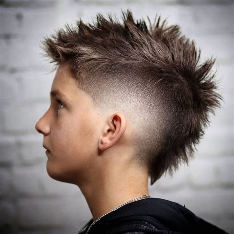 short hair fohawk|what is a fohawk haircut.